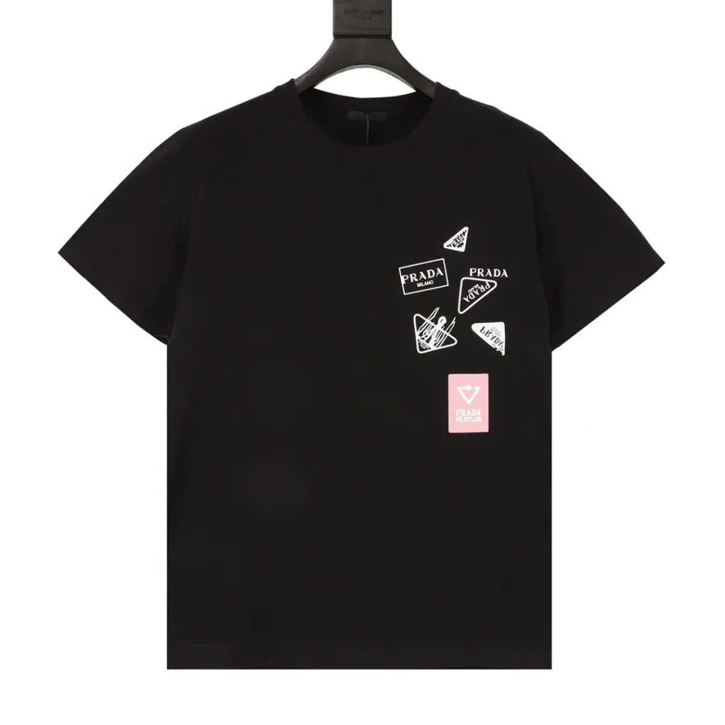 prada-script-t-shirt-4.webp